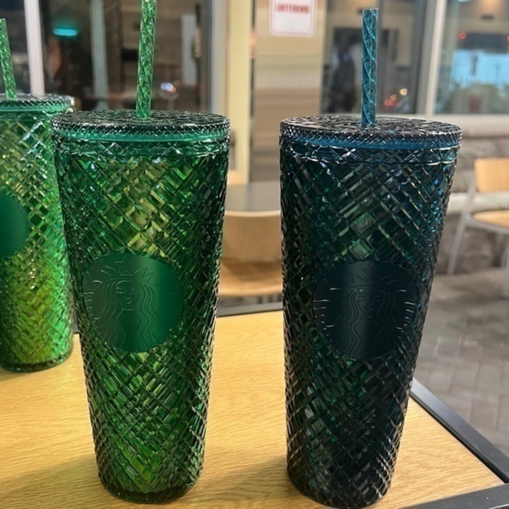 Starbucks One New spring green Jeweled